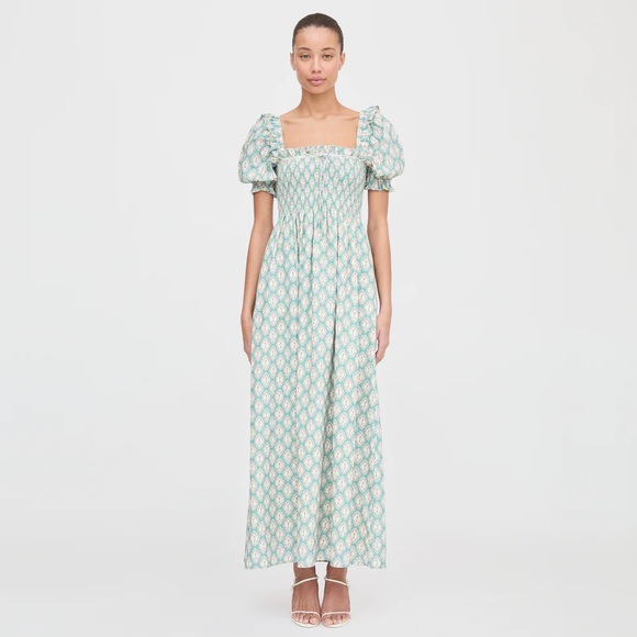 Hill House Dresses & Skirts - NWOT Hill House Home Scarlett Nap Dress